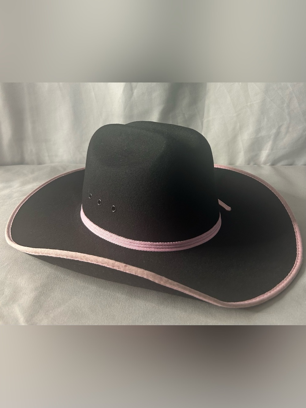 Twister Black Felt Cowboy Hat Pink Trim Western Cattleman Stampede Rodeo Sz S